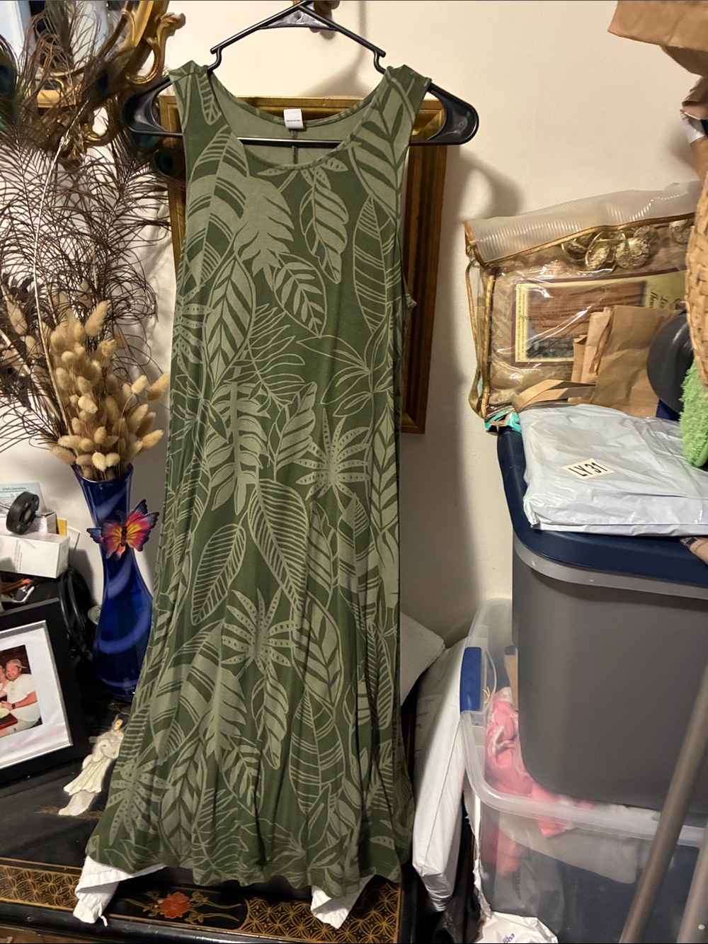 Old Navy Olive Green Leaf-Print Sleeveless Midi Dress